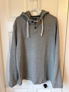 G.H. BASS & CO. // HOODED SWEATSHIRT